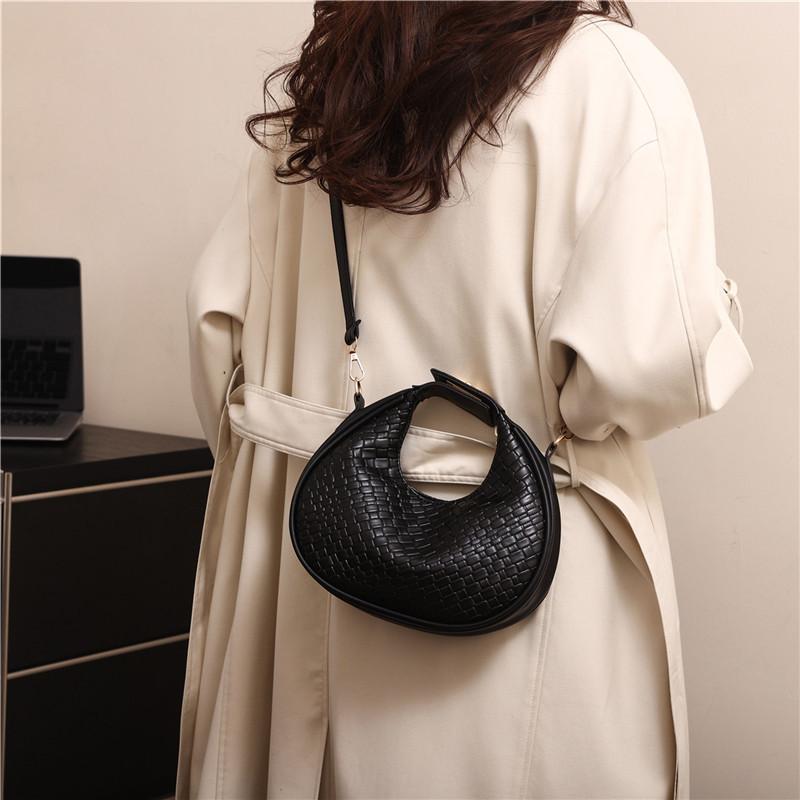 Nouveau sac demi-lune tendance - Edc Carry Bag avis et prix