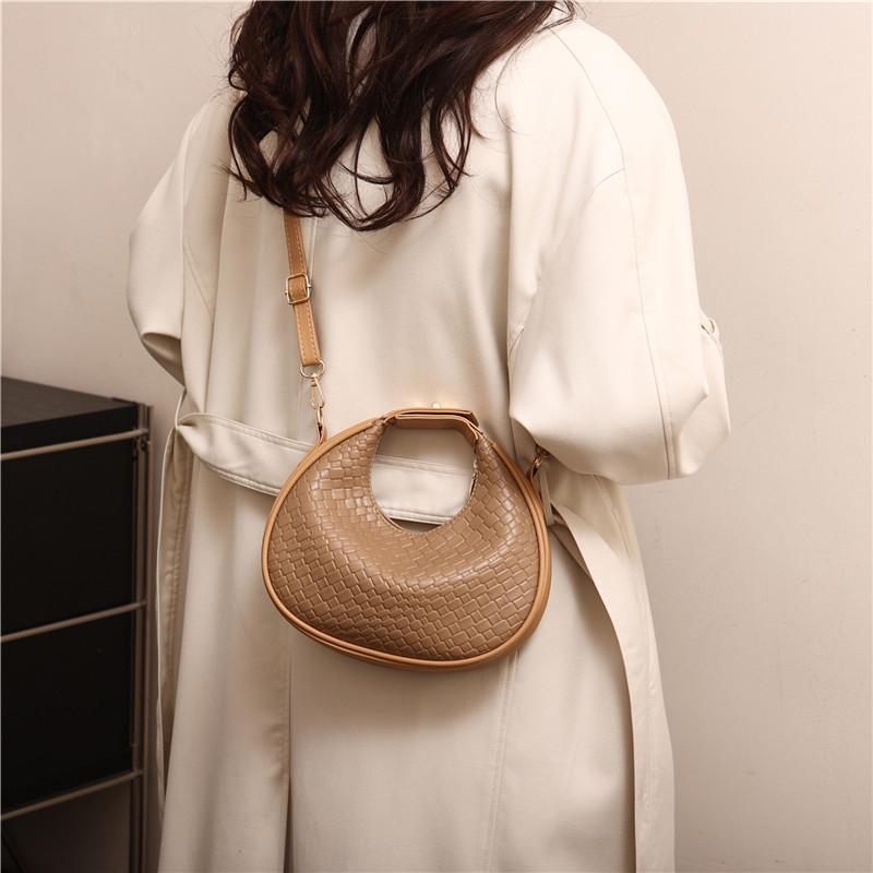 Nouveau sac demi-lune tendance - Edc Carry Bag avis et prix